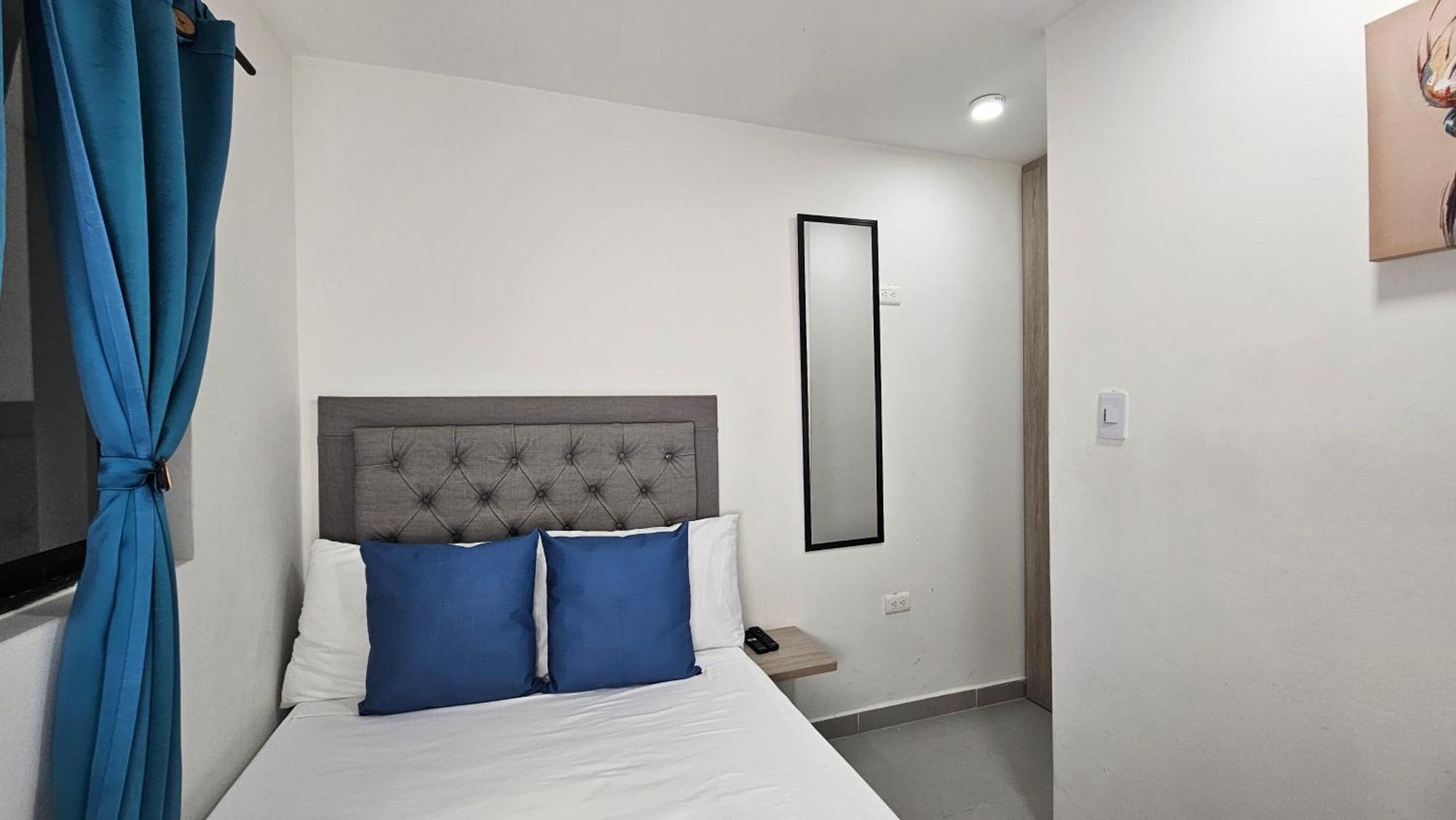 Hotel Andaliving Campo Valdés Medellín Esterno foto